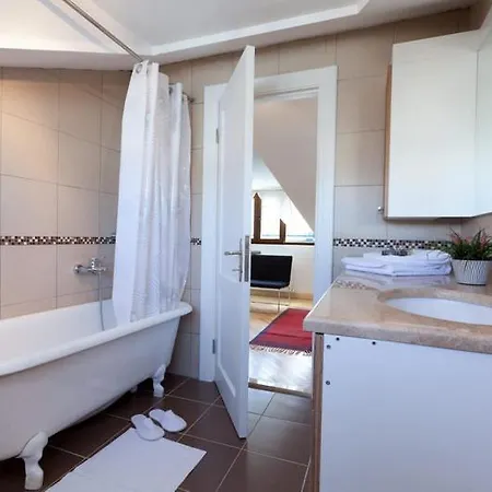 Bomonti 3 Bedroom Duplex Appartement *