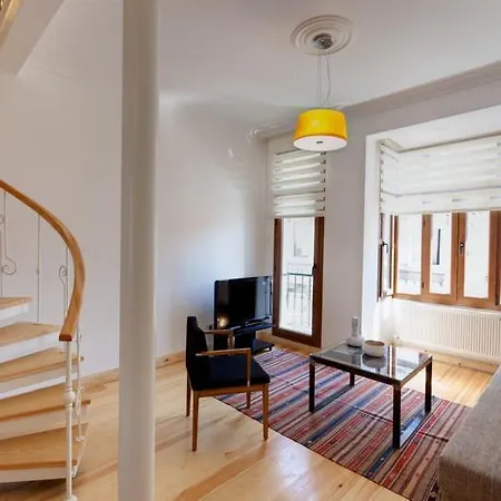 Bomonti 3 Bedroom Duplex