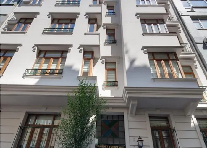 Bomonti 3 Bedroom Duplex Апартаменты *