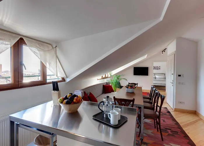 Bomonti 3 Bedroom Duplex Стамбул