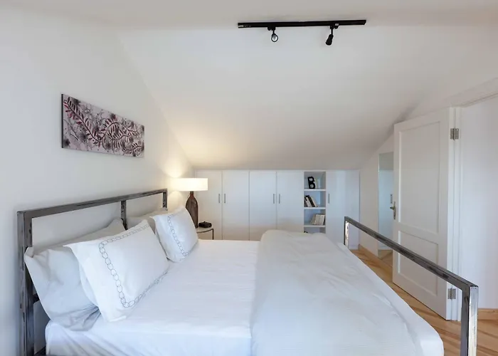 Bomonti 3 Bedroom Duplex Апартаменты